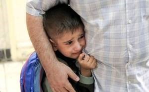 چگونه بعنوان یک مادر یا پدر به تنظیم هیجانات کودک در زمان بحران کمک کنیم؟