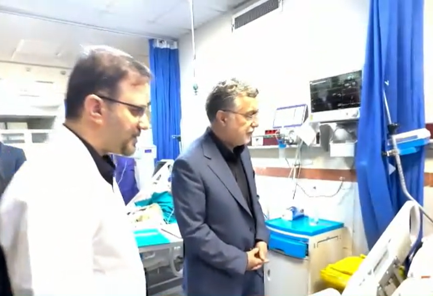 عیادت وزیر محترم بهداشت از مجروحین 